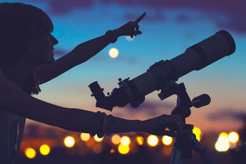 Stargazing jeep safari and barbecue experience in Hurghada